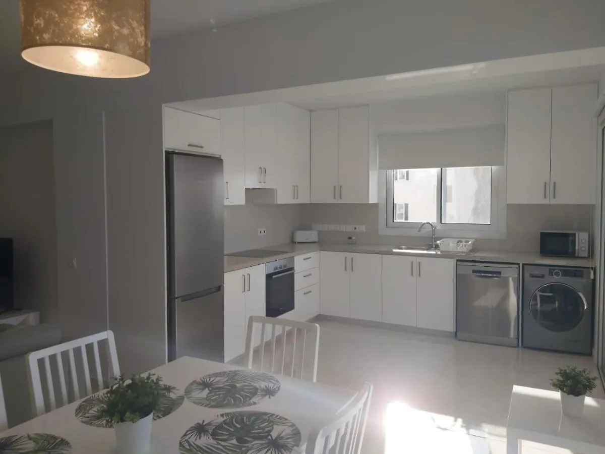 Dinglis Residences 31 Larnaca Apartment