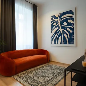  Apartment 2-rooms 10 Min Away From Center Austria